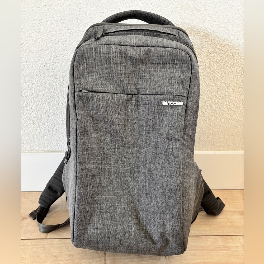 Incase Icon Slim Backpack Grey - Picture 4 of 16